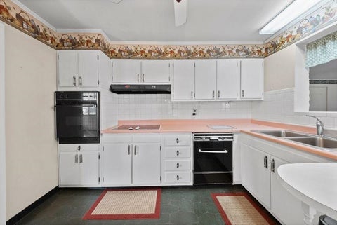 Tiny photo for 2521 Algonquin Avenue AVE, Ashland, KY 41101 (MLS # 61228)