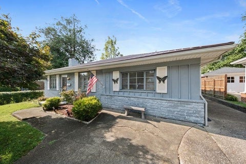 Tiny photo for 2521 Algonquin Avenue AVE, Ashland, KY 41101 (MLS # 61228)