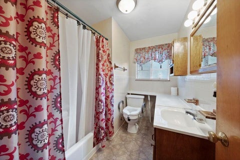 Tiny photo for 2521 Algonquin Avenue AVE, Ashland, KY 41101 (MLS # 61228)
