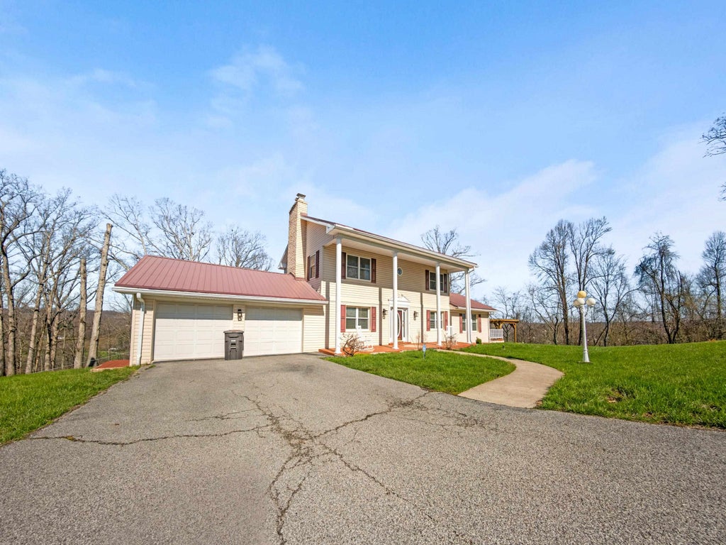 Photo of 1410 Fairhill Drive, Ashland, KY 41102 (MLS # 60333)