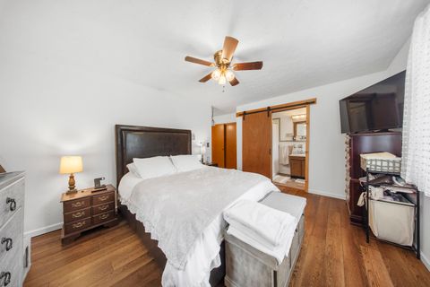 Tiny photo for 905 Linnwood Street, Raceland, KY 41169 (MLS # 60437)