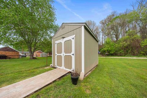 Tiny photo for 905 Linnwood Street, Raceland, KY 41169 (MLS # 60437)
