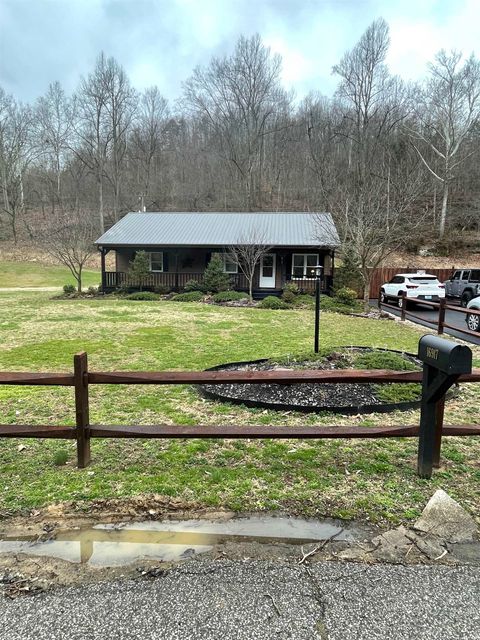 Tiny photo for 16917 Silver Run Road, Catlettsburg, KY 41129 (MLS # 60198)