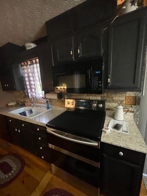 Tiny photo for 16917 Silver Run Road, Catlettsburg, KY 41129 (MLS # 60198)