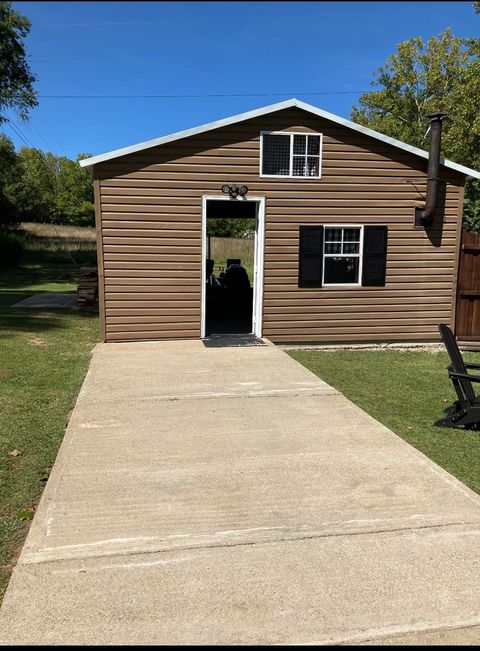 Tiny photo for 16917 Silver Run Road, Catlettsburg, KY 41129 (MLS # 60198)