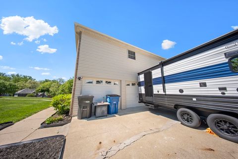Tiny photo for 601 Leaf Court, Ashland, KY 41101 (MLS # 60478)
