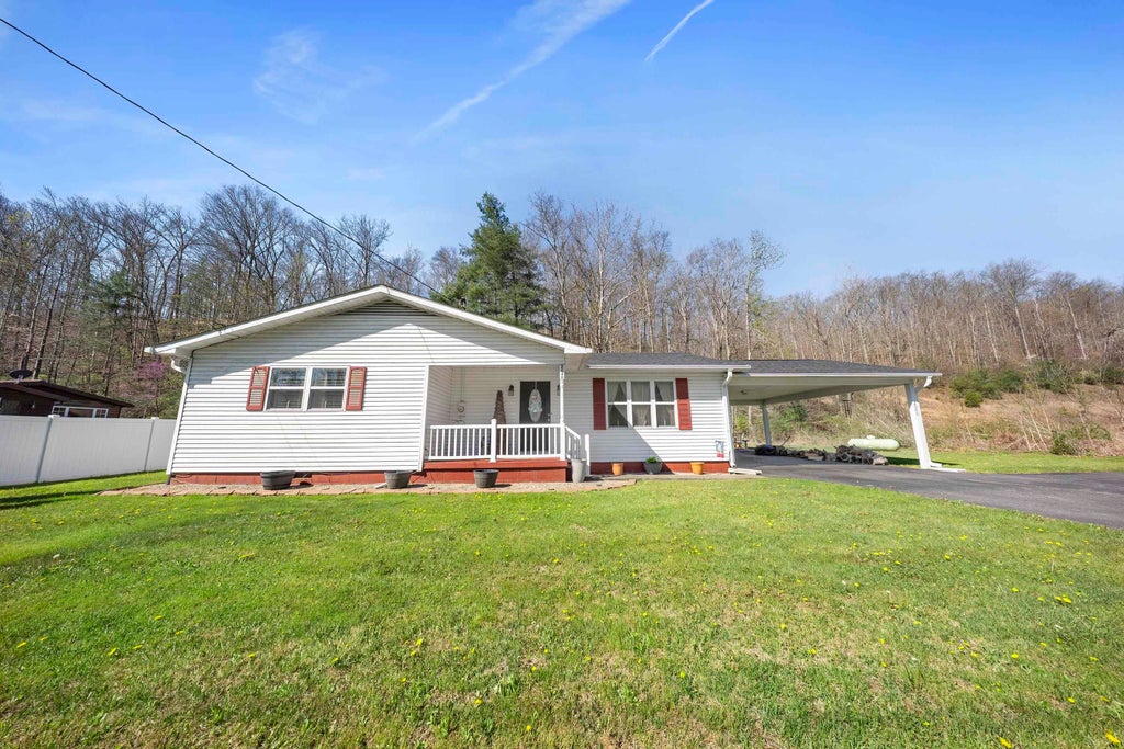Photo of 2040 S State Highway 1, Grayson, KY 41143 (MLS # 60405)