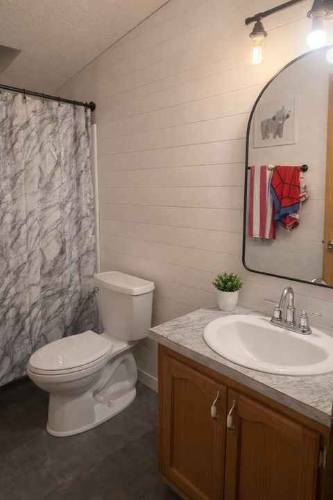 Tiny photo for 1042 Huffs Run Rd, Grayson, KY 41143 (MLS # 60260)