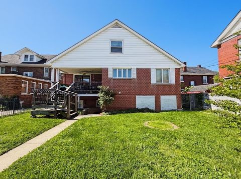 Tiny photo for 1605 Lexington Ave Ave, Ashland, KY 41101 (MLS # 60464)