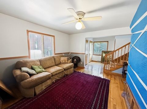 Tiny photo for 1605 Lexington Ave Ave, Ashland, KY 41101 (MLS # 60464)