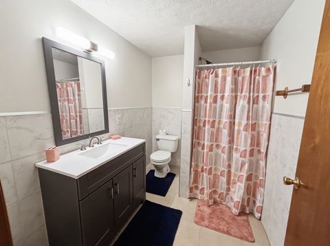 Tiny photo for 1605 Lexington Ave Ave, Ashland, KY 41101 (MLS # 60464)