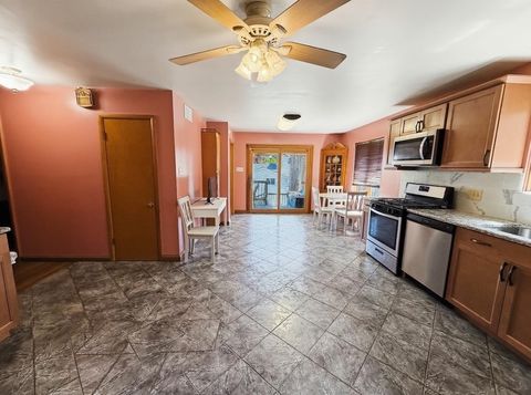 Tiny photo for 1605 Lexington Ave Ave, Ashland, KY 41101 (MLS # 60464)