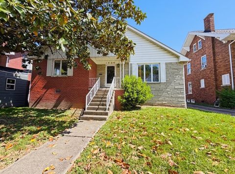 Tiny photo for 1605 Lexington Ave Ave, Ashland, KY 41101 (MLS # 60464)