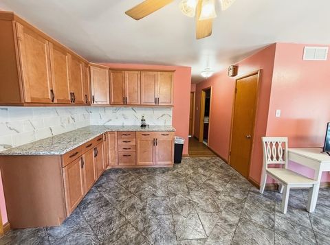 Tiny photo for 1605 Lexington Ave Ave, Ashland, KY 41101 (MLS # 60464)