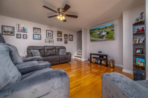 Tiny photo for 85 WR Loop LOOP, Olive Hill, KY 41164 (MLS # 61244)