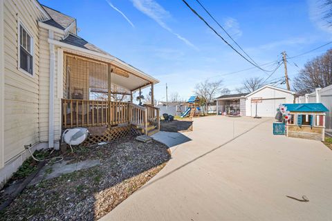 Tiny photo for 4513 Blackburn Avenue, Ashland, KY 41101 (MLS # 60233)