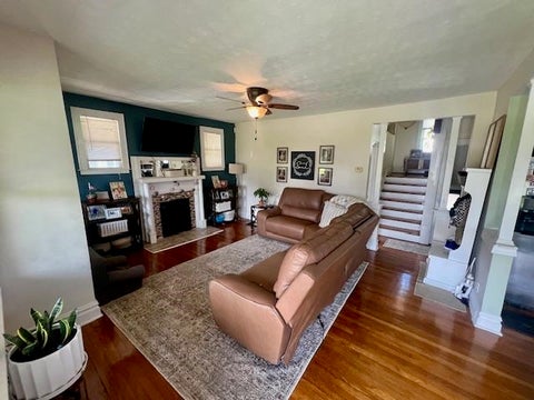 Tiny photo for 1207 Walnut Street, Flatwoods, KY 41139 (MLS # 61114)