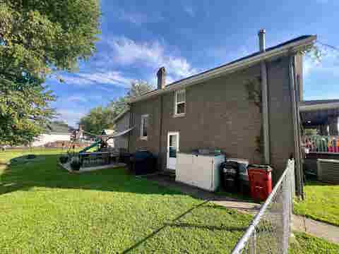Tiny photo for 1207 Walnut Street, Flatwoods, KY 41139 (MLS # 61114)