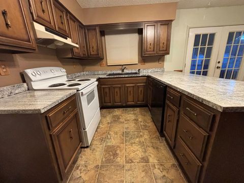 Tiny photo for 559 Northwood Avenue Ave, Franklin Furnace, OH 45629 (MLS # 59609)