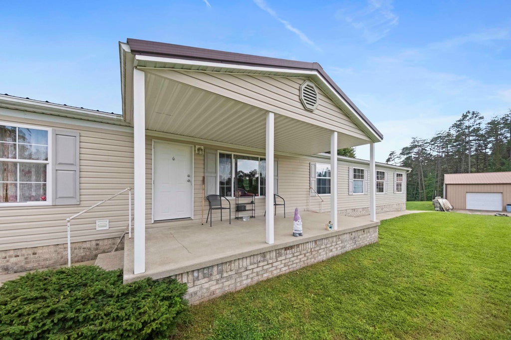 Photo of 246 High Tower Hill, Argillite, KY 41121 (MLS # 61047)