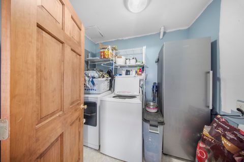 Tiny photo for 429 4th Avenue, Worthington, KY 41183 (MLS # 60498)