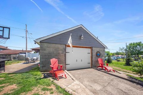 Tiny photo for 429 4th Avenue, Worthington, KY 41183 (MLS # 60498)