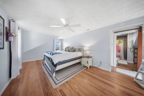 Tiny photo for 429 4th Avenue, Worthington, KY 41183 (MLS # 60498)