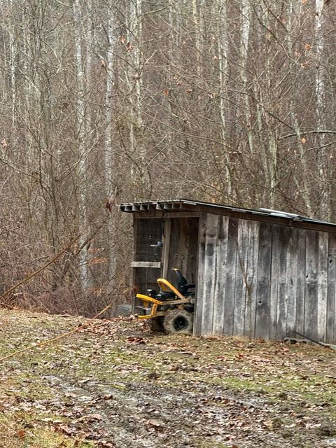 Tiny photo for 128 Aspen Drive, Louisa, KY 41230 (MLS # 60199)