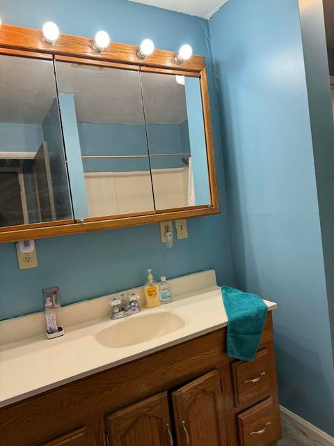 Tiny photo for 128 Aspen Drive, Louisa, KY 41230 (MLS # 60199)