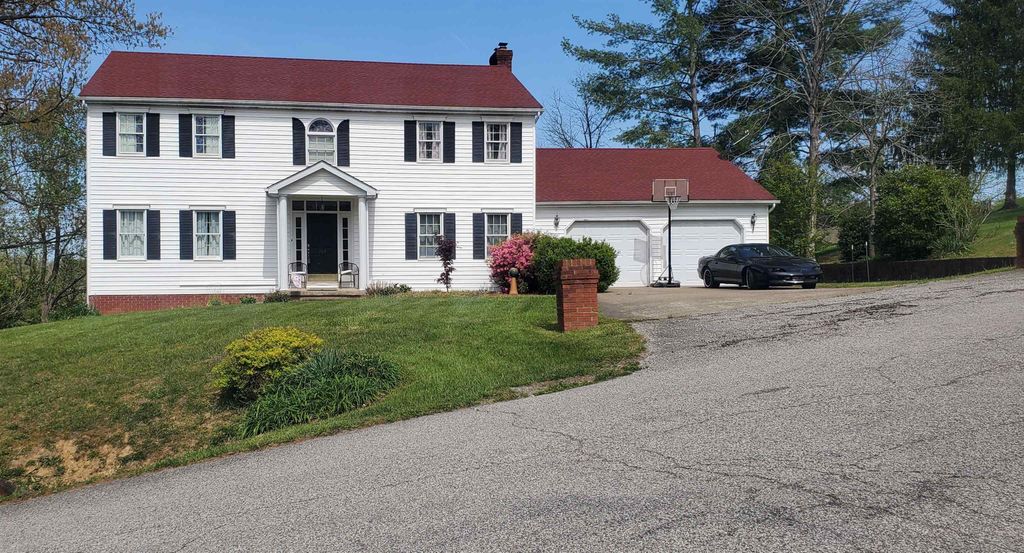 Photo of 104 Eagle Drive Dr, Catlettsburg, KY 41129 (MLS # 60257)
