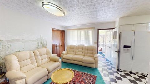 Tiny photo for 1812 Coffman Street St, Barboursville, WV 25504 (MLS # 59586)