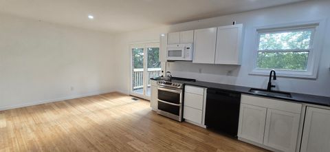 Tiny photo for 2521 W Woods Court, Ashland, KY 41102 (MLS # 59594)