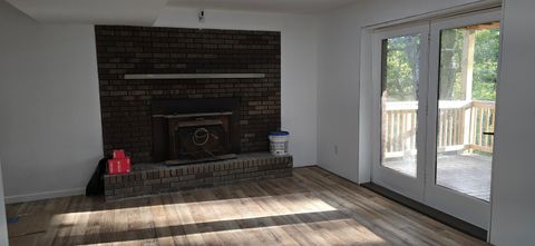 Tiny photo for 2521 W Woods Court, Ashland, KY 41102 (MLS # 59594)