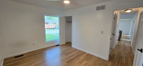 Tiny photo for 2521 W Woods Court, Ashland, KY 41102 (MLS # 59594)
