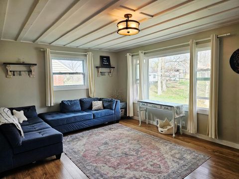 Tiny photo for 2915 Dawes Street, Ashland, KY 41101 (MLS # 60458)