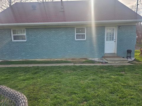 Tiny photo for 2915 Dawes Street, Ashland, KY 41101 (MLS # 60458)