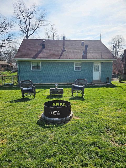 Tiny photo for 2915 Dawes Street, Ashland, KY 41101 (MLS # 60458)