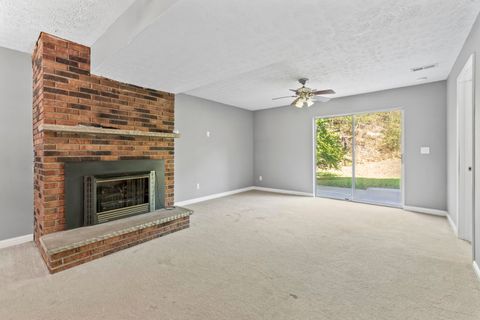 Tiny photo for 1633 Rebel Road Rd, Ashland, KY 41102 (MLS # 59599)