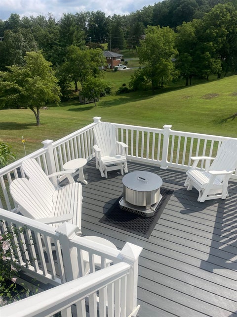 Tiny photo for 3041 Bonanza Drive, Catlettsburg, KY 41129 (MLS # 61002)