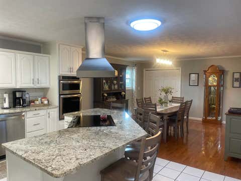 Tiny photo for 3041 Bonanza Drive, Catlettsburg, KY 41129 (MLS # 61002)