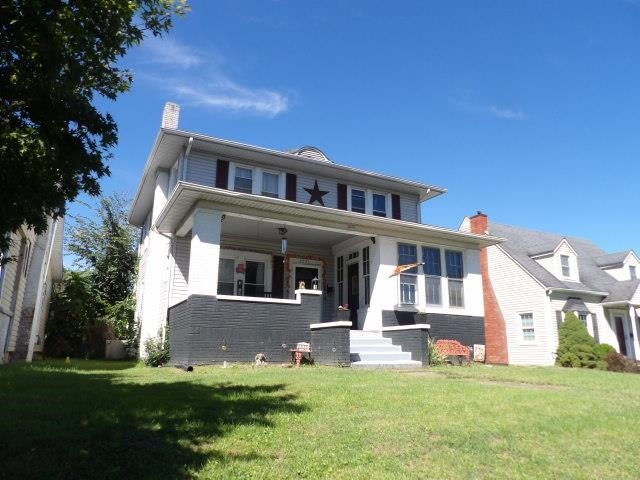 Photo of 2225 Crest Street ST, Ashland, KY 41102 (MLS # 61367)