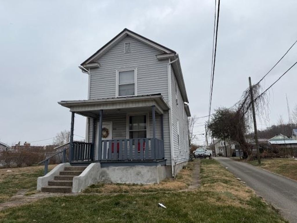 Photo of 456 29th Street, Ashland, KY 41101 (MLS # 60091)