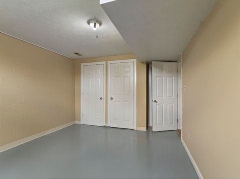 Tiny photo for 400 Crump Street, Raceland, KY 41169 (MLS # 60445)