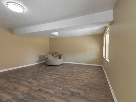 Tiny photo for 400 Crump Street, Raceland, KY 41169 (MLS # 60445)