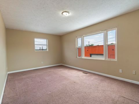 Tiny photo for 400 Crump Street, Raceland, KY 41169 (MLS # 60445)