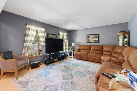Tiny photo for 7310 Ridgeway Court, Ashland, KY 41102 (MLS # 59569)