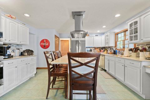 Tiny photo for 7310 Ridgeway Court, Ashland, KY 41102 (MLS # 59569)