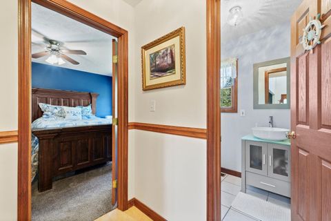 Tiny photo for 7310 Ridgeway Court, Ashland, KY 41102 (MLS # 59569)