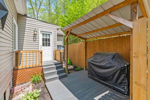 Tiny photo for 1089 Short White Oak Rd, Flatwoods, KY 41139 (MLS # 60495)