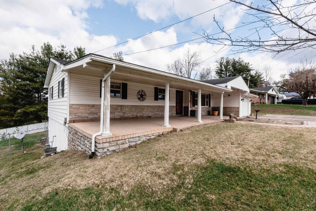 Photo of 4825 Sherwood Drive Dr, Ashland, KY 41101 (MLS # 59829)